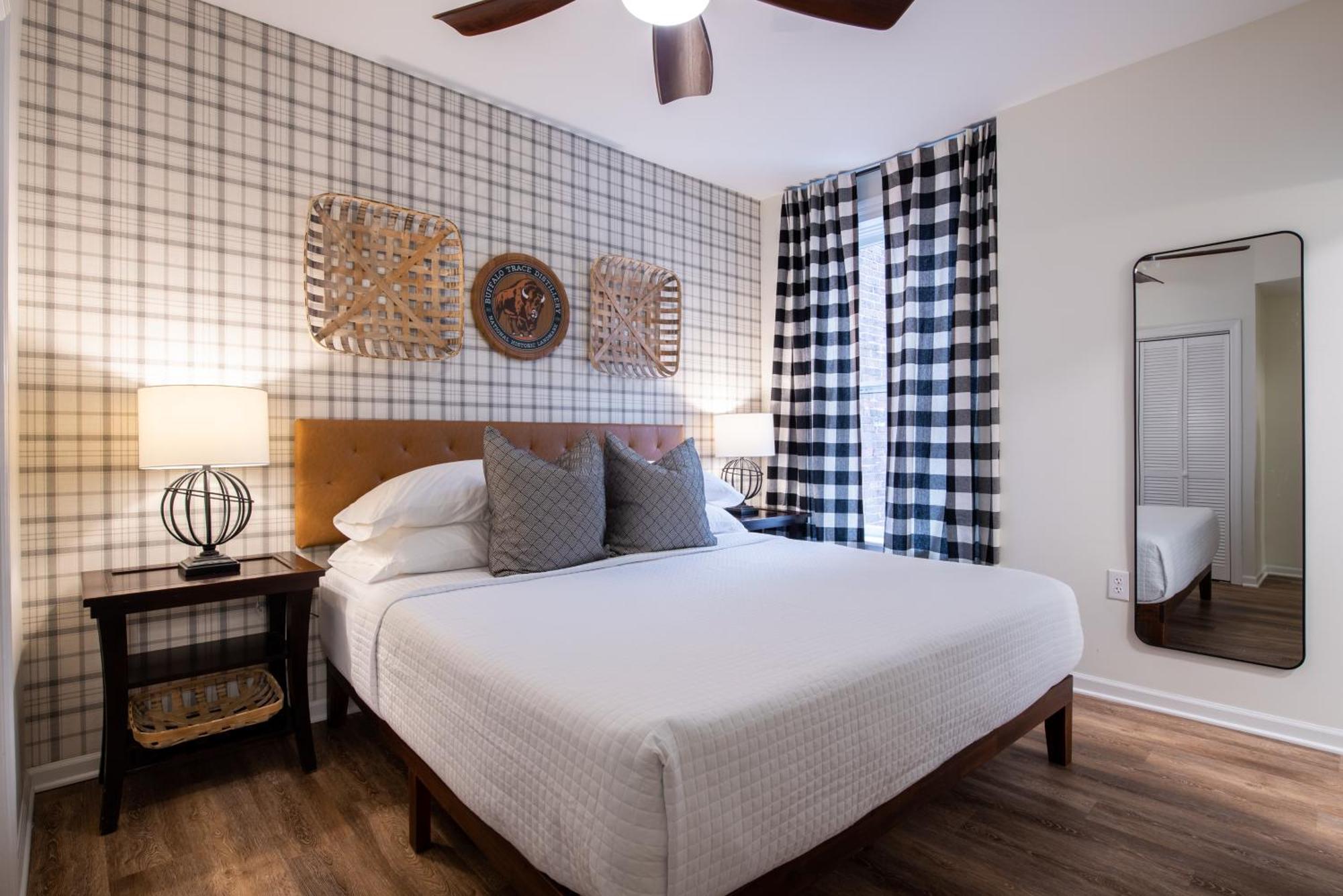 The Woodford Hotel Versailles Номер фото